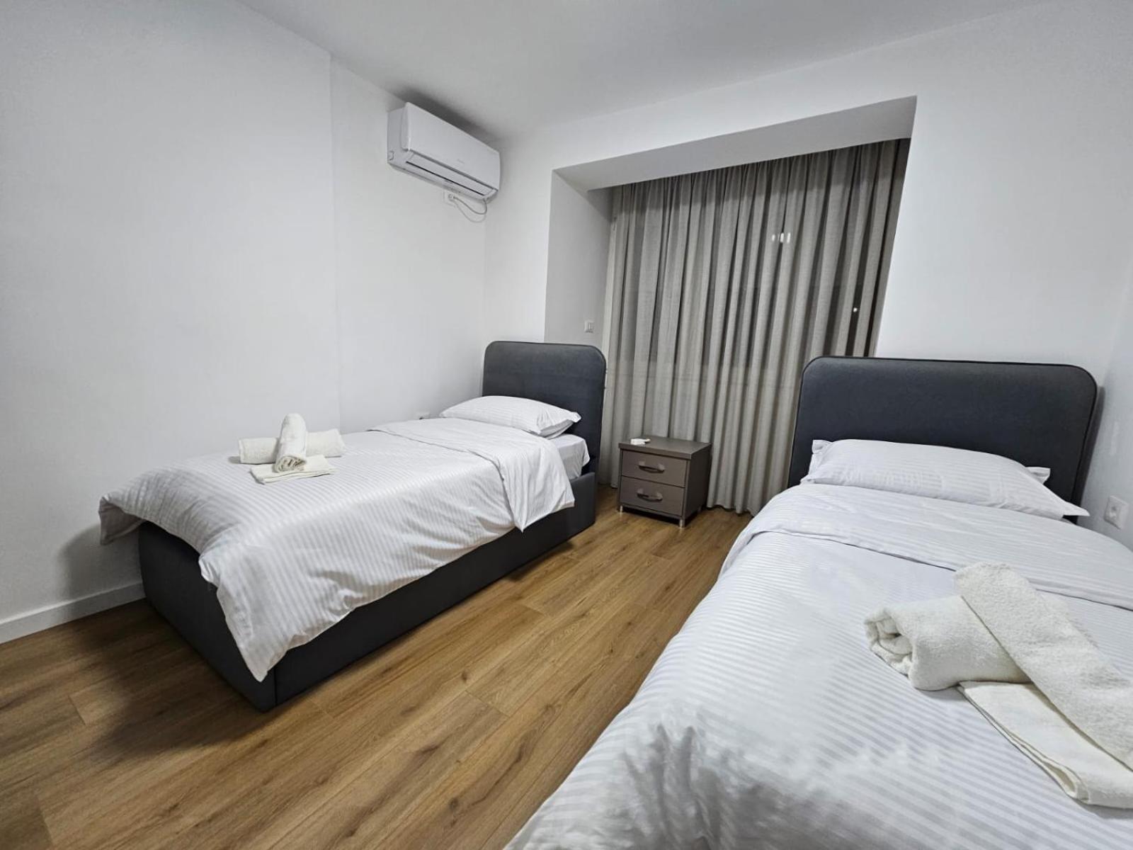 Elois Luxury Apartment Tiranë Ngoại thất bức ảnh