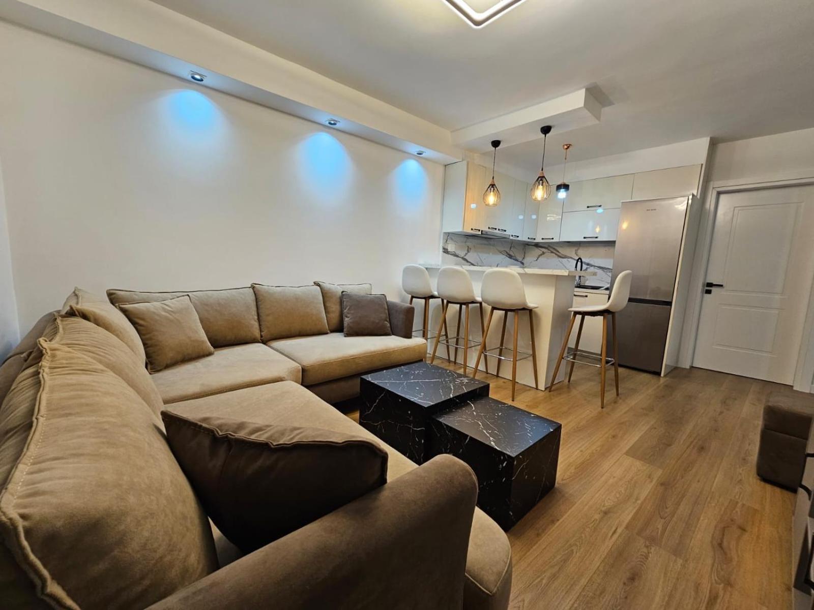 Elois Luxury Apartment Tiranë Ngoại thất bức ảnh